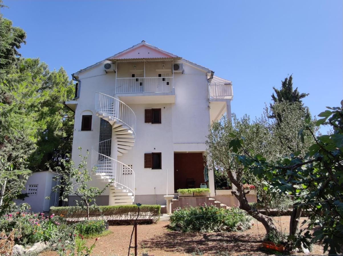 Apartments Vodice Srima Екстериор снимка