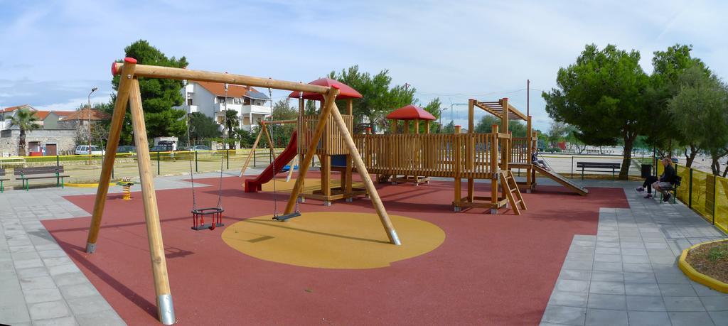 Apartments Vodice Srima Стая снимка